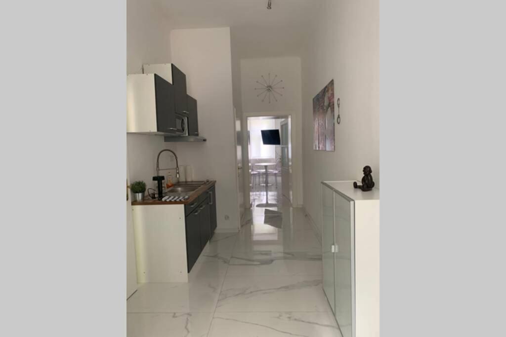 Cool City Center Apt. @ Metro And Shopping Street Viena Exterior foto