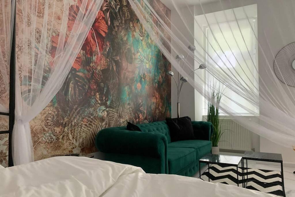 Cool City Center Apt. @ Metro And Shopping Street Viena Exterior foto